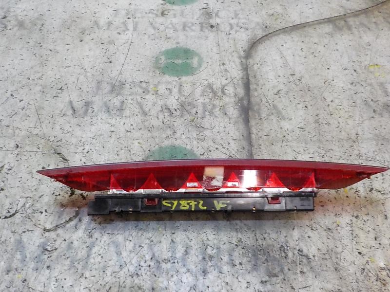 Recambio de piloto trasero central para ford focus lim. (cb4) trend referencia OEM IAM   