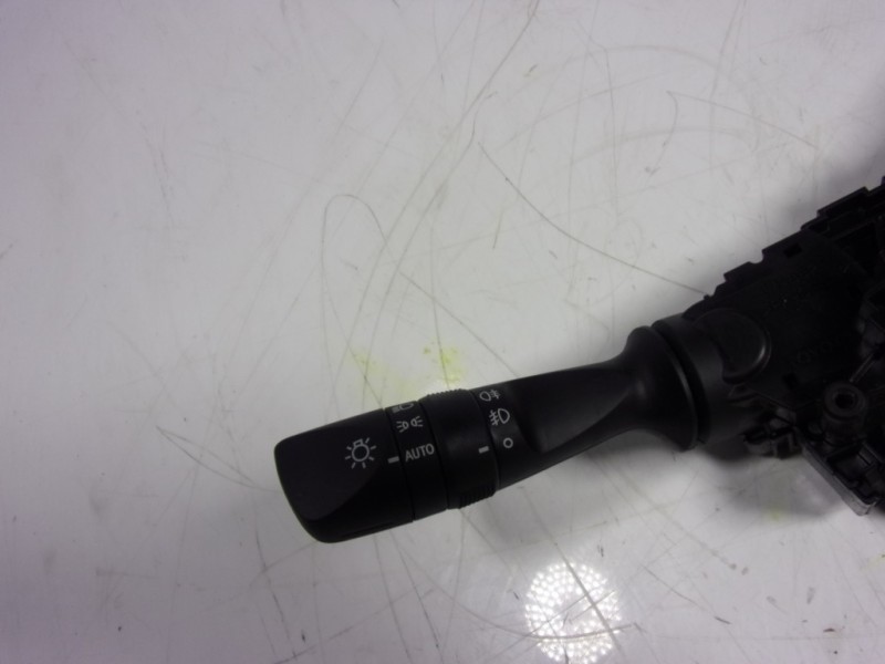 Recambio de mando luces para toyota c-hr 132 kw referencia OEM IAM 84140F4050 F405017J591 F405017J591