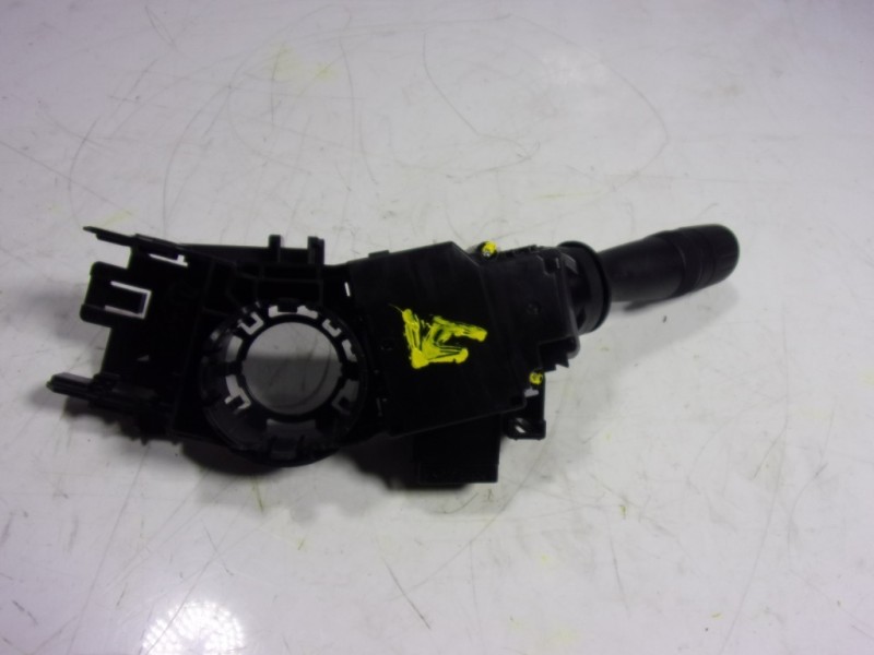 Recambio de mando luces para toyota c-hr 132 kw referencia OEM IAM 84140F4050 F405017J591 F405017J591