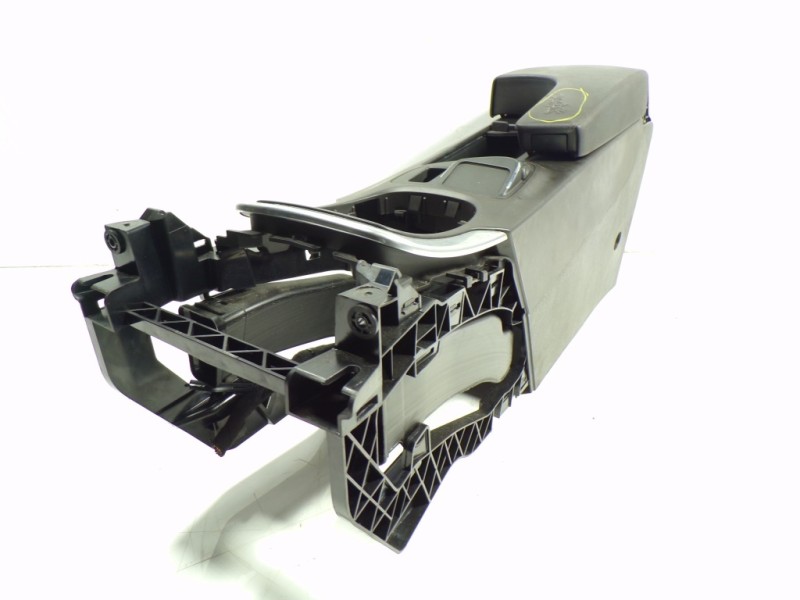 Recambio de apoyabrazos central para opel insignia berlina 2.0 16v cdti referencia OEM IAM  22792673 