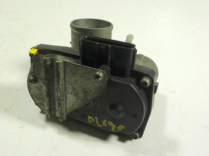 Recambio de caja mariposa para mitsubishi space star (a00) 1.2 referencia OEM IAM 1450A193  