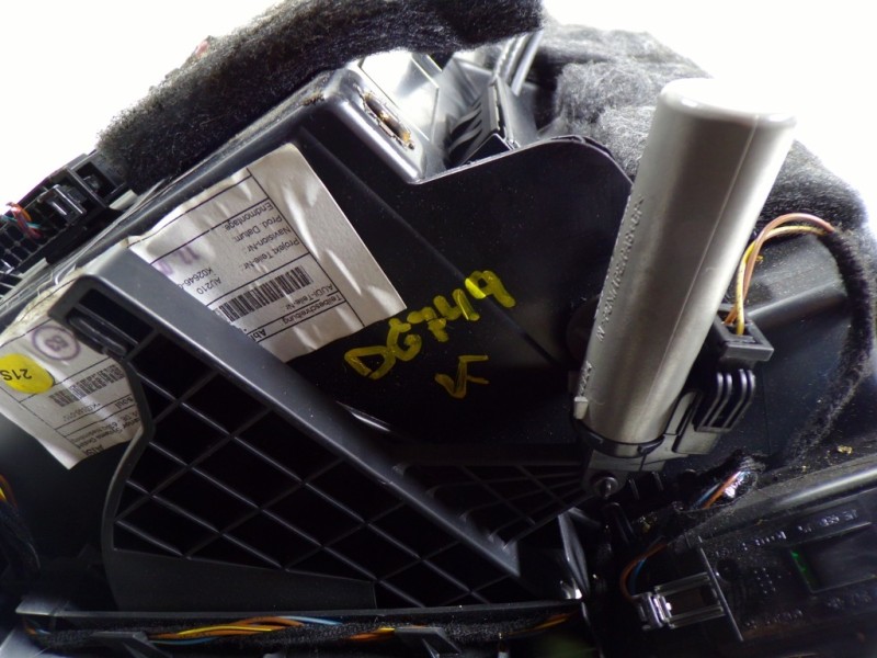 Recambio de guantera para audi a1 sportback (8xf) 1.6 tdi referencia OEM IAM 8X18571044PK  