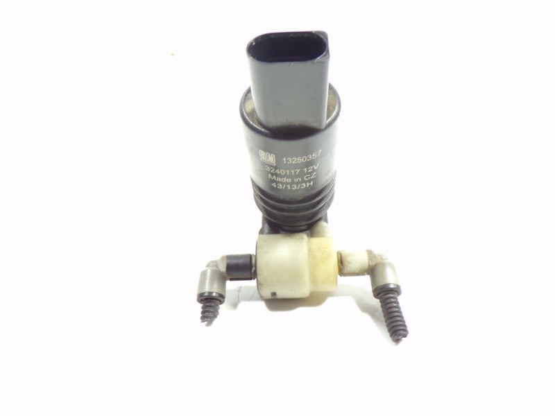 Recambio de bomba limpia para opel insignia berlina 2.0 16v cdti referencia OEM IAM 13250357 13250357 3240117