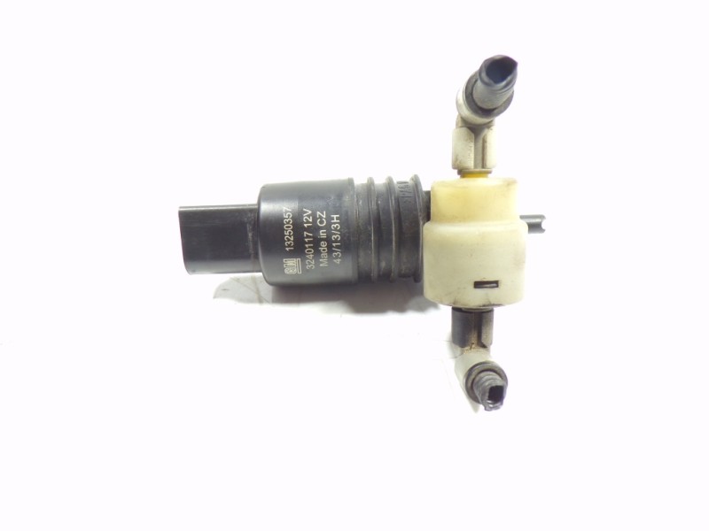 Recambio de bomba limpia para opel insignia berlina 2.0 16v cdti referencia OEM IAM 13250357 13250357 3240117