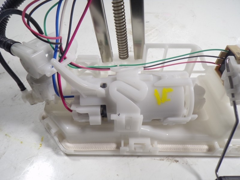 Recambio de aforador para toyota rav4 hybrid fwd referencia OEM IAM 7702042260 7702042260 