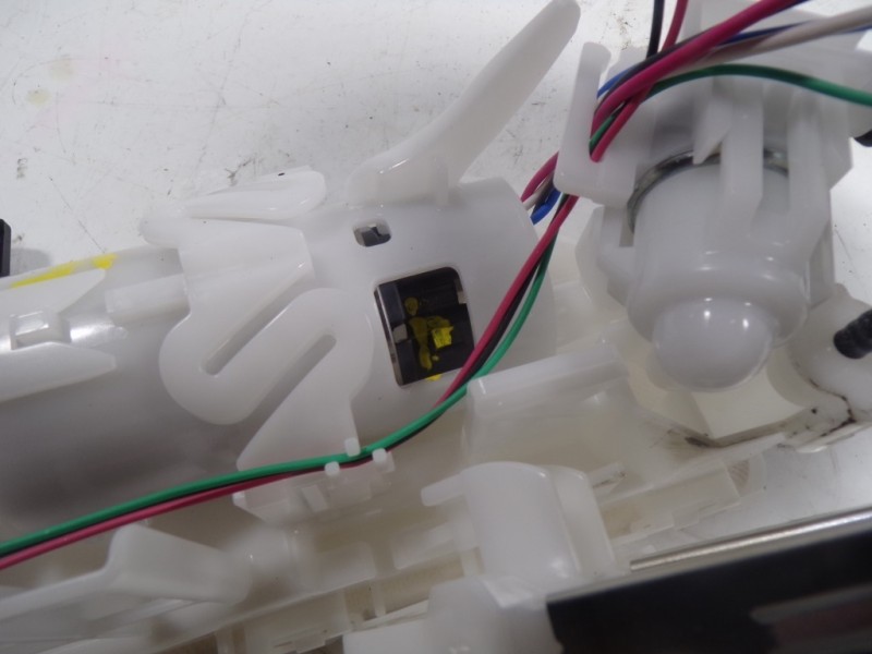 Recambio de aforador para toyota rav4 hybrid fwd referencia OEM IAM 7702042260 7702042260 