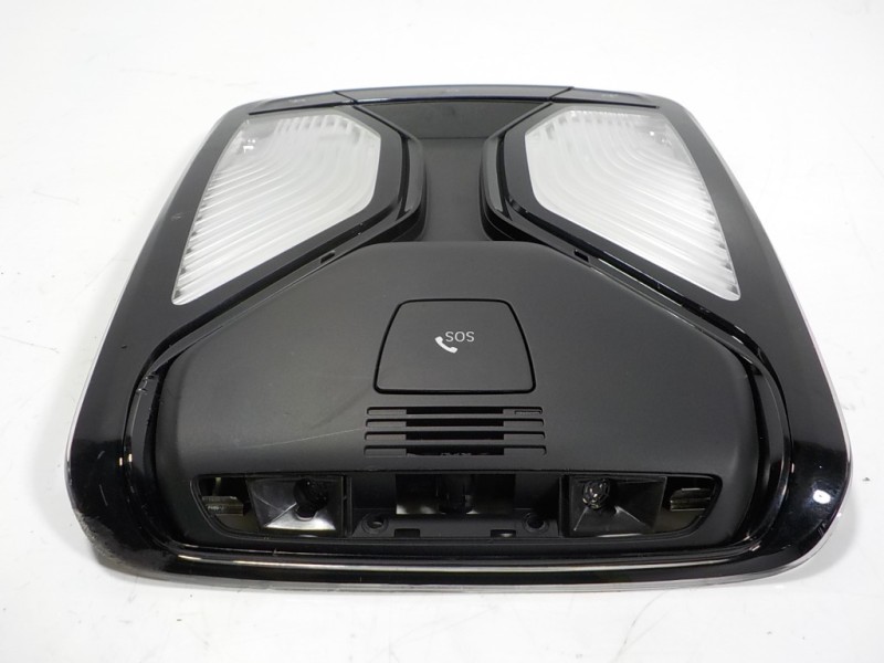 Recambio de piloto interior para bmw serie x5 (g05) xdrive 30d referencia OEM IAM 61316829010 5A2516001 