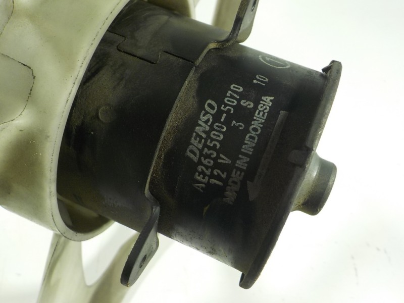 Recambio de electroventilador para mitsubishi space star (a00) 1.2 referencia OEM IAM 1355A291 AE2635005070 