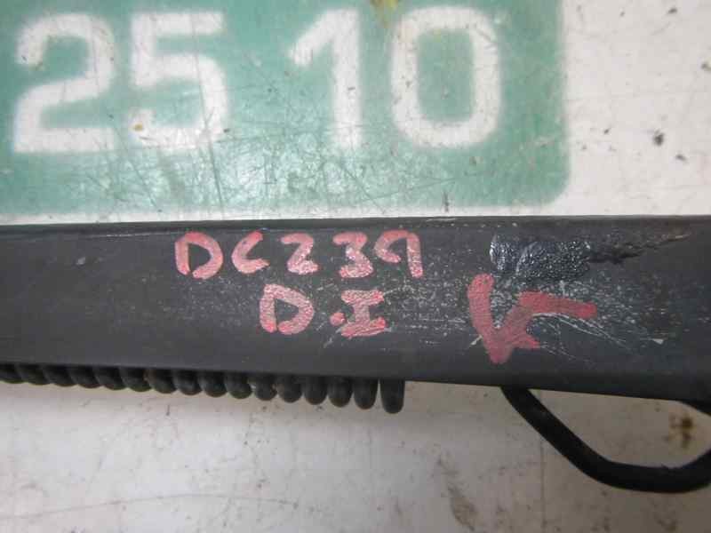 Recambio de brazo limpia delantero izquierdo para kia sorento 2.5 crdi cat referencia OEM IAM 983103E010  