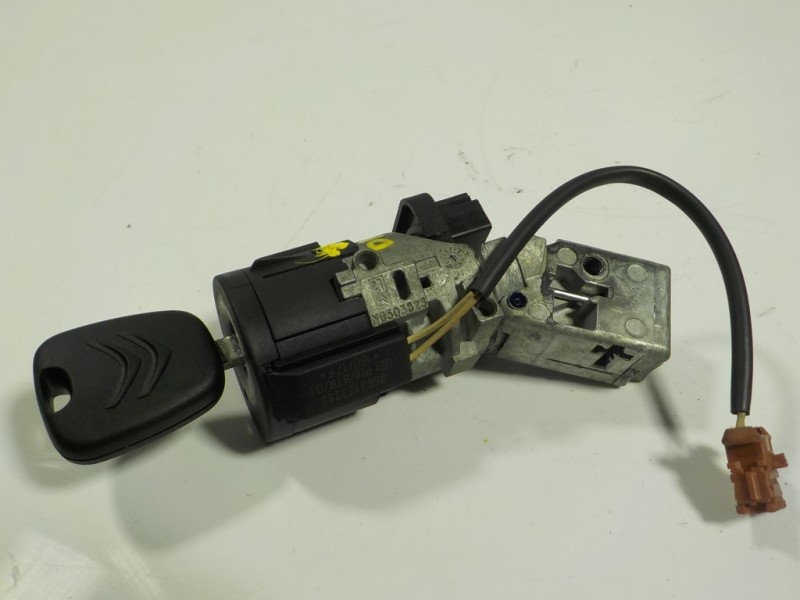 Recambio de antirrobo para citroën c-elysée 1.6 blue-hdi fap referencia OEM IAM 4162WK 9663123280 