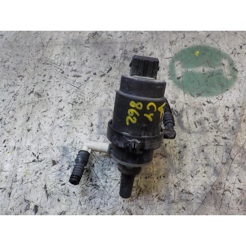 Recambio de bomba limpia para opel zafira b 1.6 16v cat referencia OEM IAM   