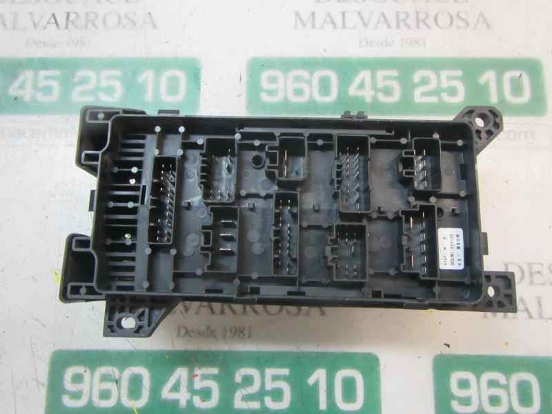 Recambio de caja reles / fusibles para kia sorento 2.5 crdi cat referencia OEM IAM 911603E040 911603E040 