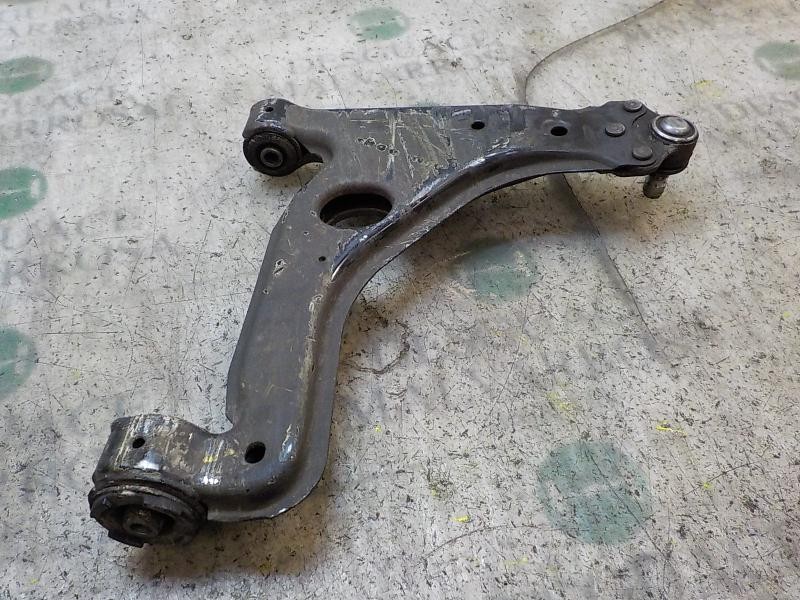 Recambio de brazo suspension inferior delantero izquierdo para opel zafira b 1.6 16v cat referencia OEM IAM   