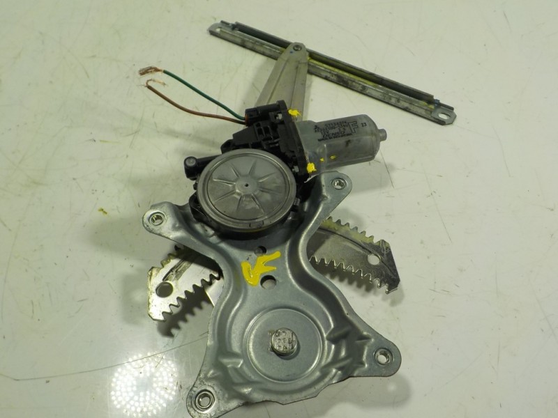 Recambio de elevalunas trasero izquierdo para mitsubishi space star (a00) 1.2 referencia OEM IAM 5743A223 5713A324 5713A324