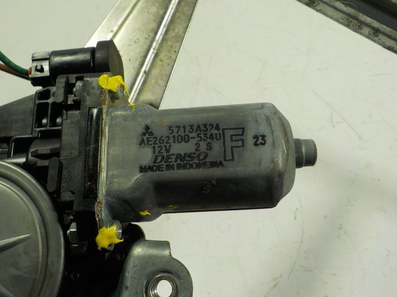 Recambio de elevalunas trasero izquierdo para mitsubishi space star (a00) 1.2 referencia OEM IAM 5743A223 5713A324 5713A324