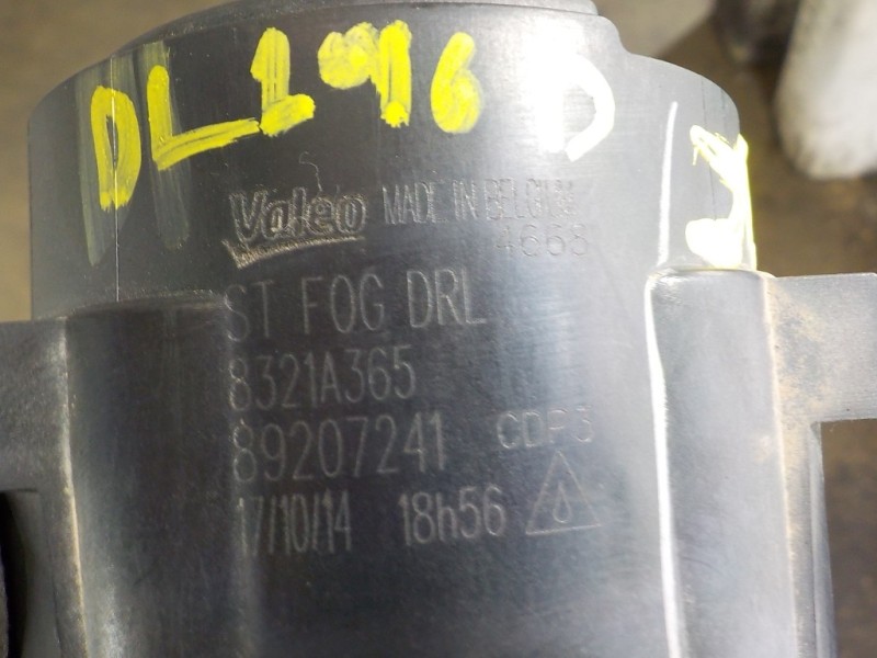 Recambio de faro antiniebla derecho para mitsubishi space star (a00) 1.2 referencia OEM IAM 8321A365 8321A365 