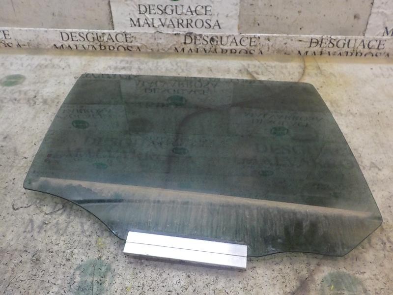 Recambio de cristal puerta trasero derecho para opel zafira b 1.6 16v cat referencia OEM IAM   