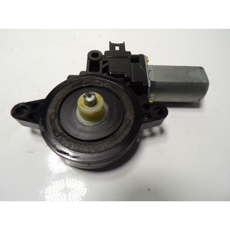 Recambio de motor elevalunas trasero izquierdo para mazda 2 lim. (de) 1.6 cd diesel cat referencia OEM IAM D01G5958XB D01C5958X 