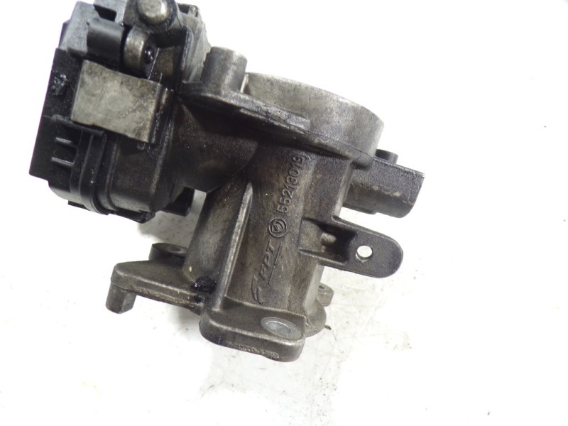 Recambio de caja mariposa para opel combo d 1.3 16v cdti referencia OEM IAM 95511592 55213019 