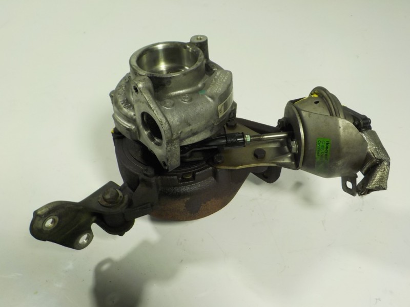 Recambio de turbocompresor para citroën c4 grand picasso 2.0 hdi fap referencia OEM IAM  9682778680 