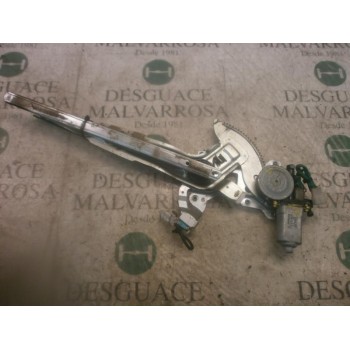 ELEVALUNAS DELANTERO DERECHO 