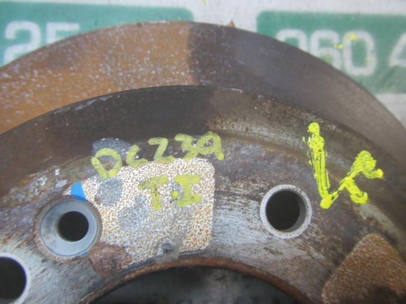 Recambio de disco freno trasero para kia sorento 2.5 crdi cat referencia OEM IAM 584113E300  