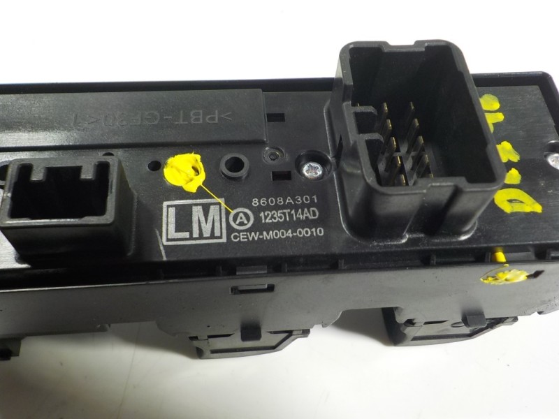 Recambio de mando elevalunas delantero izquierdo para mitsubishi space star (a00) 1.2 referencia OEM IAM 8608A301 8608A301 