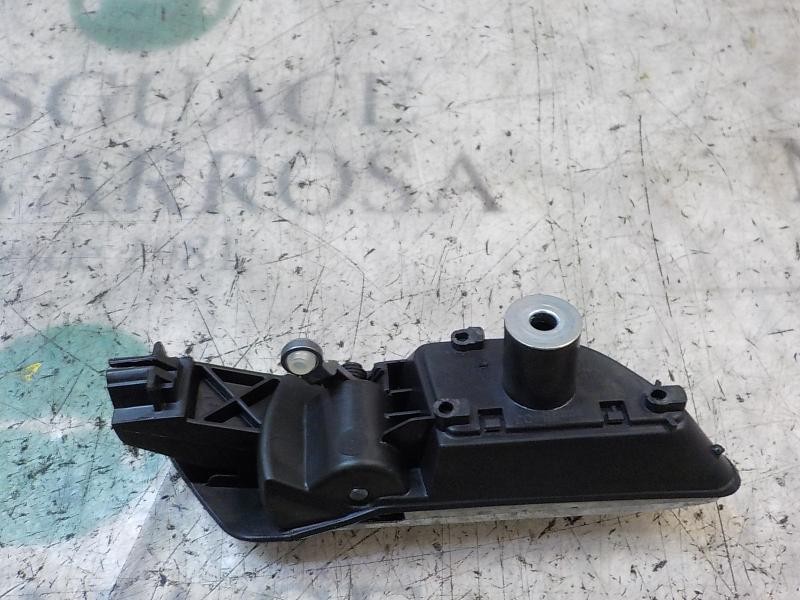 Recambio de maneta interior trasera derecha para opel zafira b 1.6 16v cat referencia OEM IAM   
