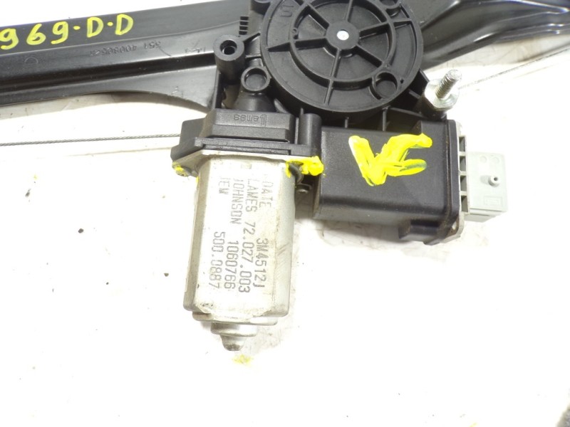 Recambio de elevalunas delantero derecho para opel combo d 1.3 16v cdti referencia OEM IAM 95509364 1060766 