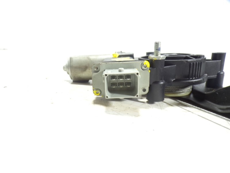 Recambio de elevalunas delantero derecho para opel combo d 1.3 16v cdti referencia OEM IAM 95509364 1060766 