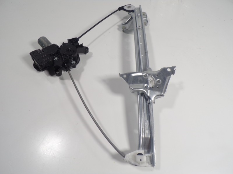 Recambio de elevalunas delantero izquierdo para toyota rav4 hybrid fwd referencia OEM IAM 8572042130 8572042130 0620205511