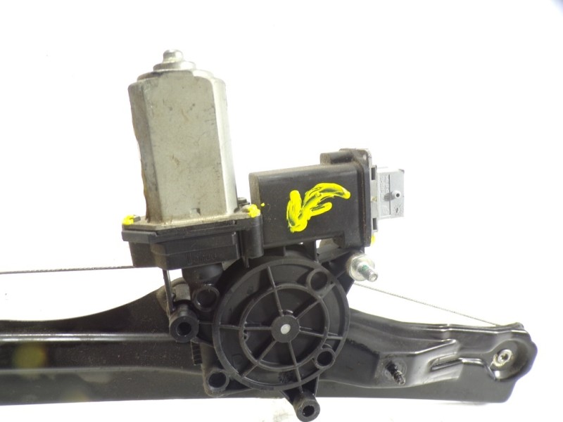 Recambio de elevalunas delantero izquierdo para opel combo d 1.3 16v cdti referencia OEM IAM 95509365 1060766 