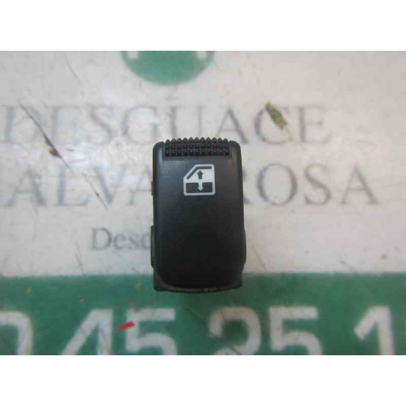 Recambio de mando elevalunas trasero derecho para kia sorento 2.5 crdi cat referencia OEM IAM 935803E300BL  