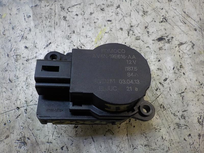 Recambio de motor electrico para ford focus turn. (cb8) 1.6 tdci cat referencia OEM IAM 1786200  