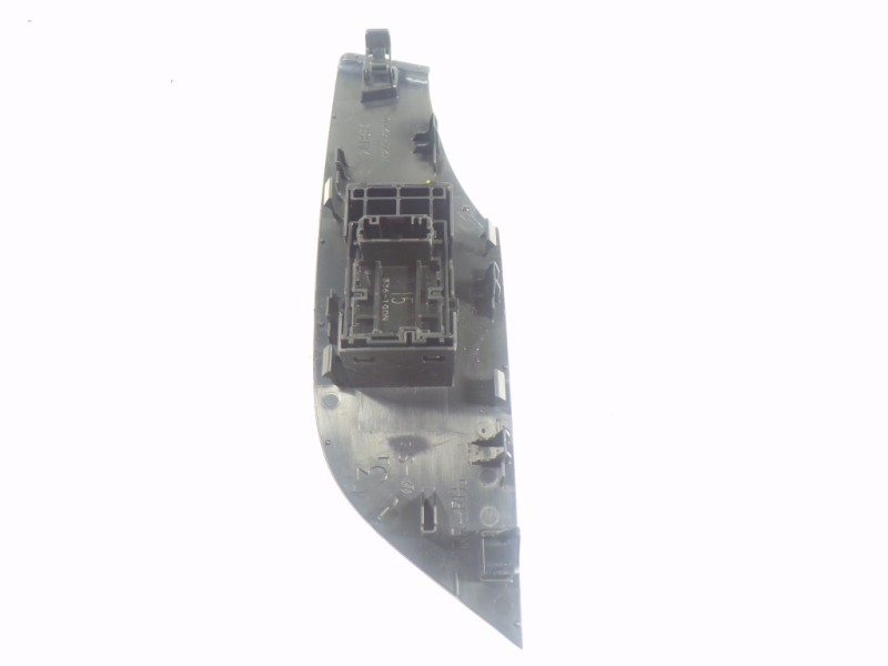 Recambio de mando elevalunas trasero derecho para toyota rav4 hybrid fwd referencia OEM IAM 8481012110 7427142110 