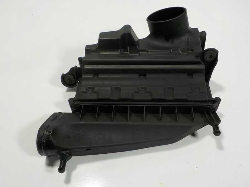 Recambio de filtro aire para mercedes-benz clase r (w251) 3.0 cdi cat referencia OEM IAM A6420902001 A6420902001 