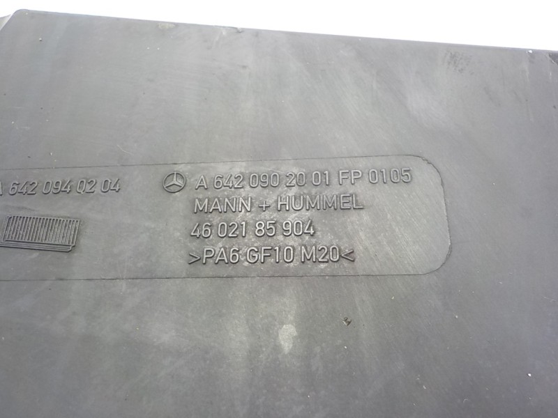 Recambio de filtro aire para mercedes-benz clase r (w251) 3.0 cdi cat referencia OEM IAM A6420902001 A6420902001 