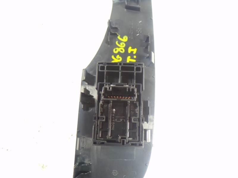 Recambio de mando elevalunas trasero izquierdo para toyota rav4 hybrid fwd referencia OEM IAM 8481012110 7427242110 