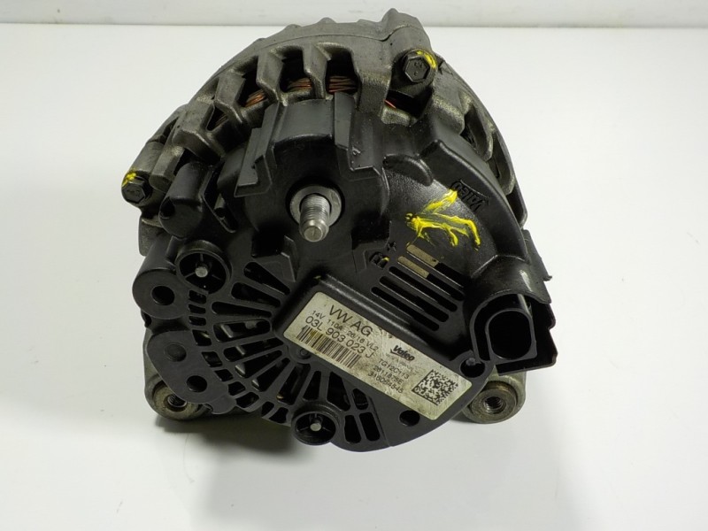 Recambio de alternador para seat leon (5f1) 1.6 tdi referencia OEM IAM 03L903023J 03L903023J TG12C113