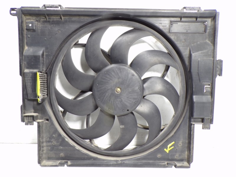 Recambio de electroventilador para bmw serie 1 lim. (f20) 2.0 turbodiesel referencia OEM IAM 17427640508 7640508 
