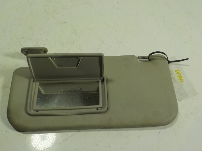 Recambio de parasol izquierdo para mitsubishi space star (a00) 1.2 referencia OEM IAM 7620B731HB  