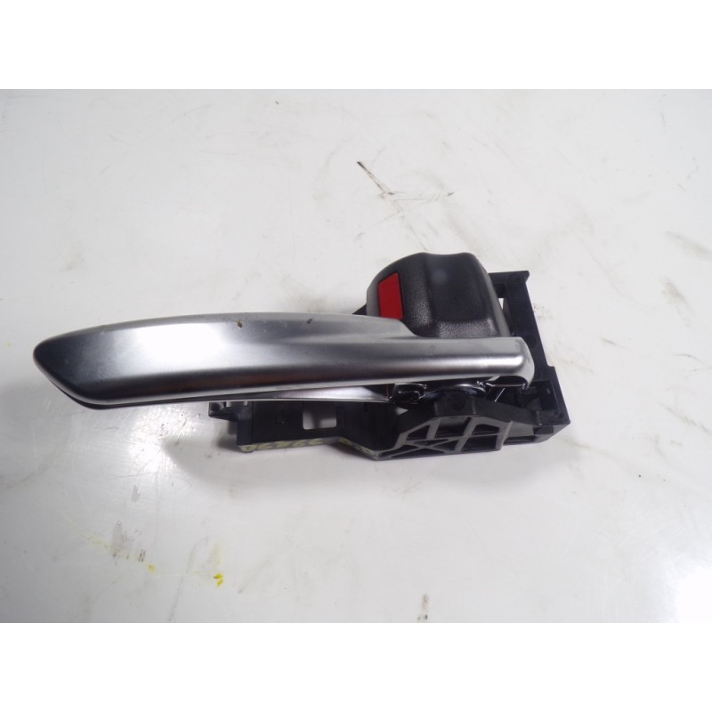 Recambio de maneta interior delantera derecha para toyota rav4 hybrid fwd referencia OEM IAM 6920533140C0  