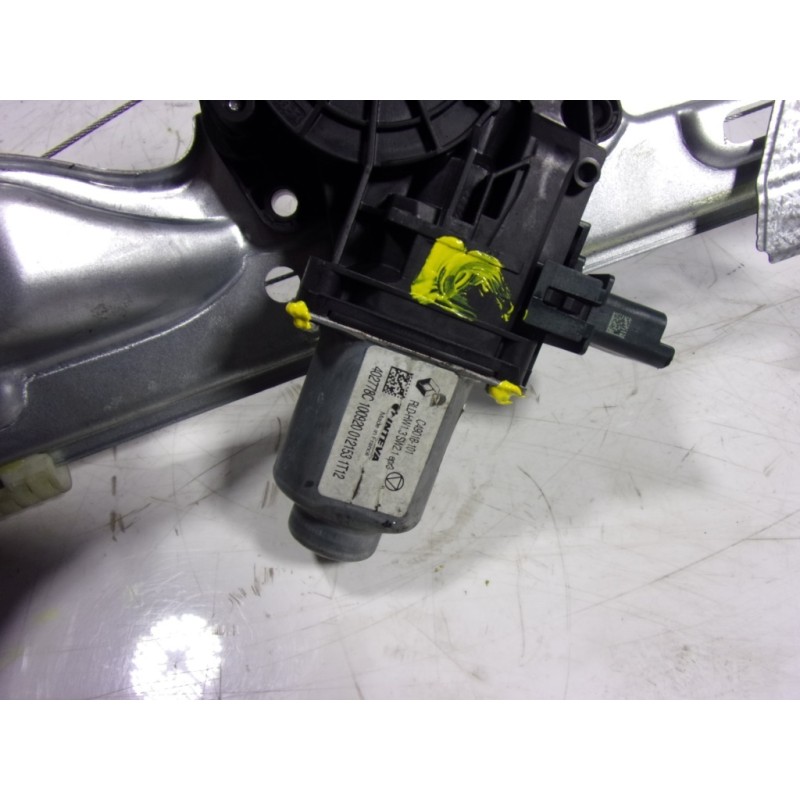 Recambio de elevalunas trasero izquierdo para renault megane iv berlina 5p 1.3 tce cat referencia OEM IAM 827218403R  