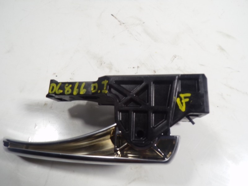 Recambio de maneta interior delantera izquierda para toyota rav4 hybrid fwd referencia OEM IAM 6920633150C0  