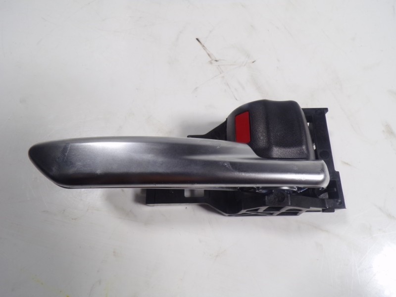Recambio de maneta interior trasera derecha para toyota rav4 hybrid fwd referencia OEM IAM 6920533140C0  