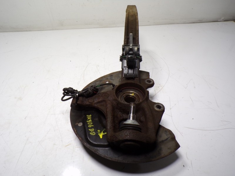 Recambio de mangueta delantera derecha para mercedes-benz clase r (w251) 3.0 cdi cat referencia OEM IAM A2513301420  