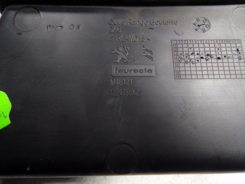 Recambio de guantera para citroën c4 picasso 1.6 hdi fap referencia OEM IAM 96778791ZD 1224788XZ M46121