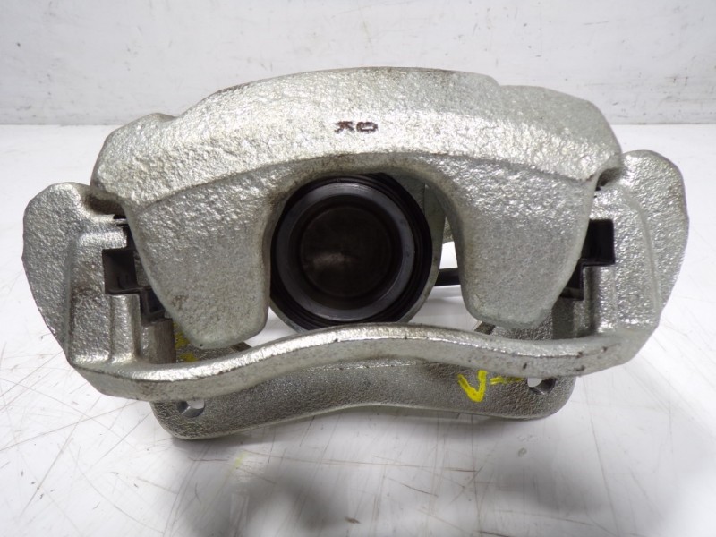 Recambio de pinza freno delantera izquierda para toyota c-hr 132 kw referencia OEM IAM 47750F4010  