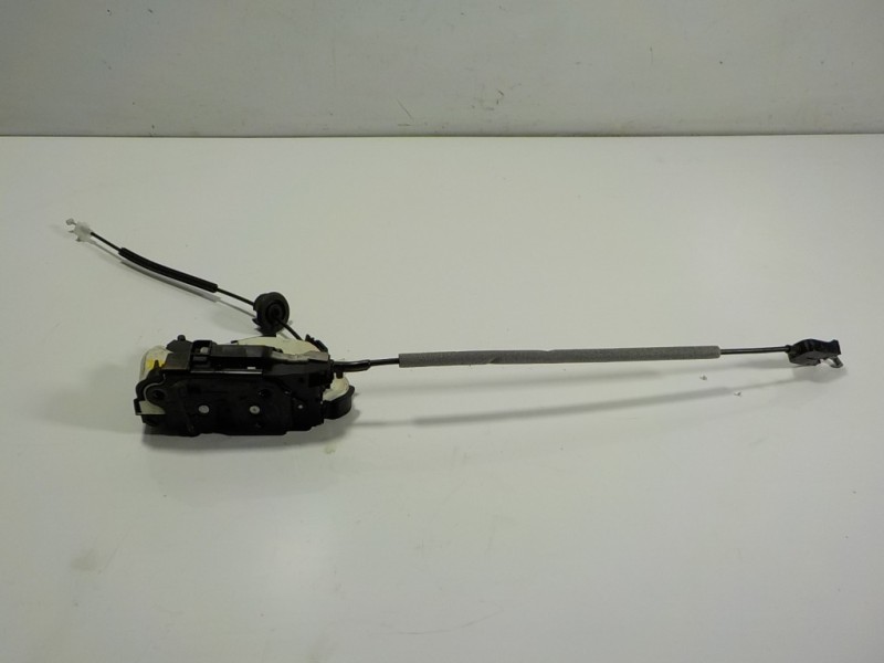 Recambio de cerradura puerta delantera derecha para seat leon (5f1) 1.6 tdi referencia OEM IAM 5K1837016E 5K1837016E 