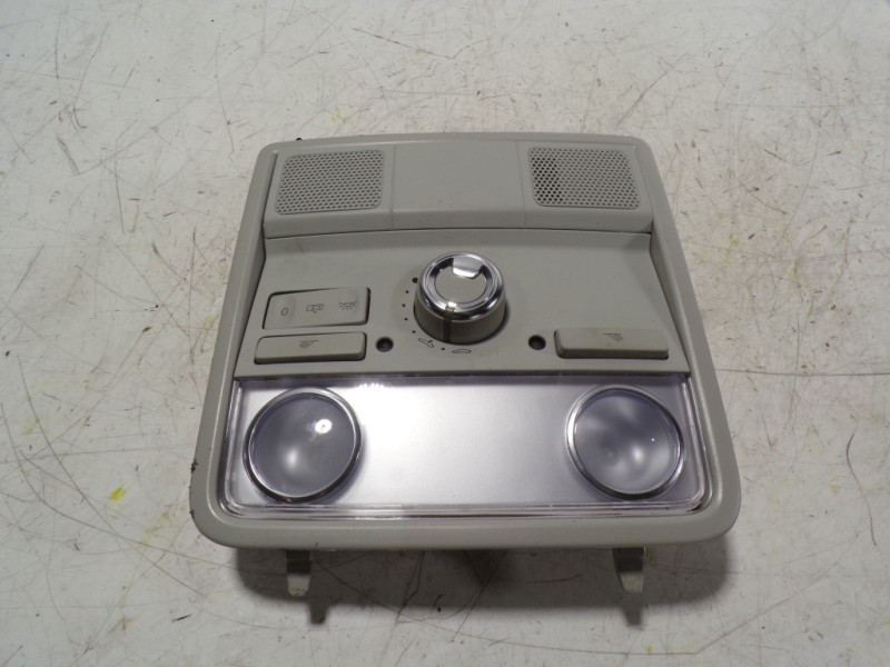 Recambio de piloto interior para seat leon (5f1) fr referencia OEM IAM 5F0947105BAWRC 5F0947105BA 